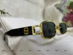 Retro-style sunglasses for women